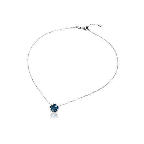 Je T'Aime Necklace White Gold