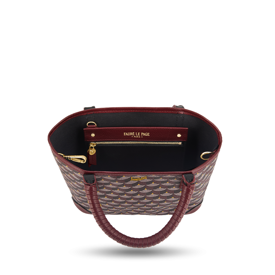 Double Battle 19 - Velvet Red