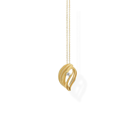 Velaa Star Necklace