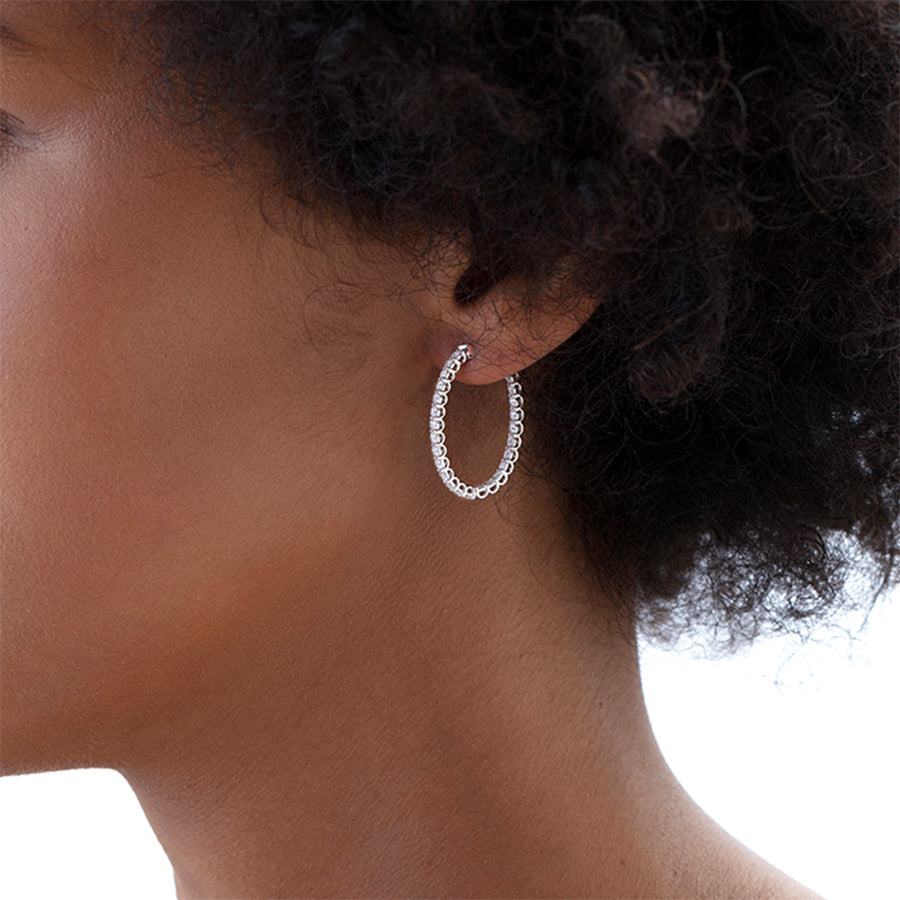 Signature Oval Hoops, M Size, 1.46 ct TDW