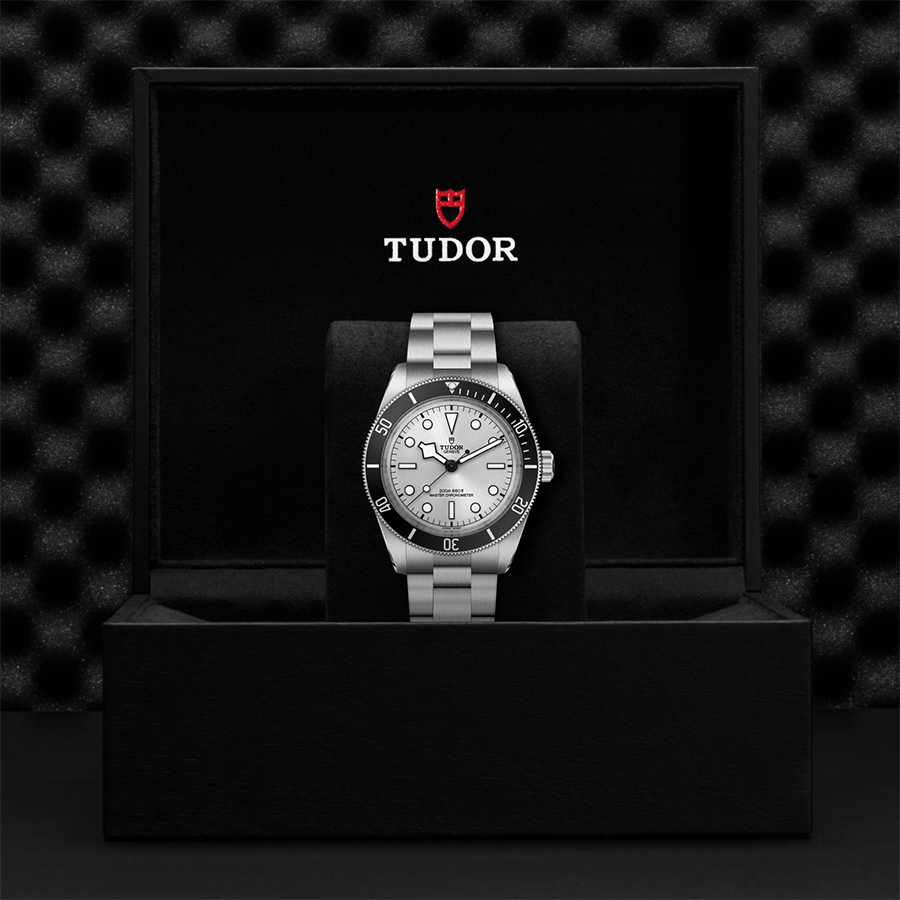 TUDOR Black Bay 68