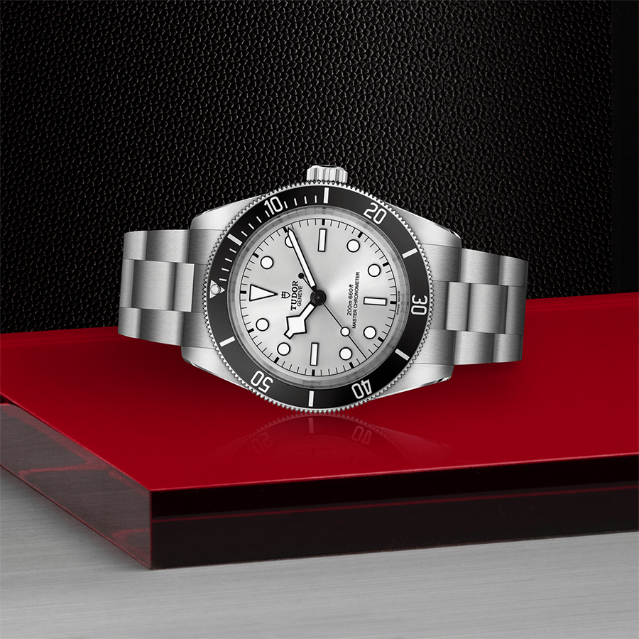 TUDOR Black Bay 68