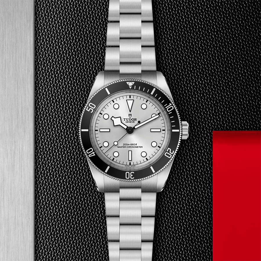 TUDOR Black Bay 68