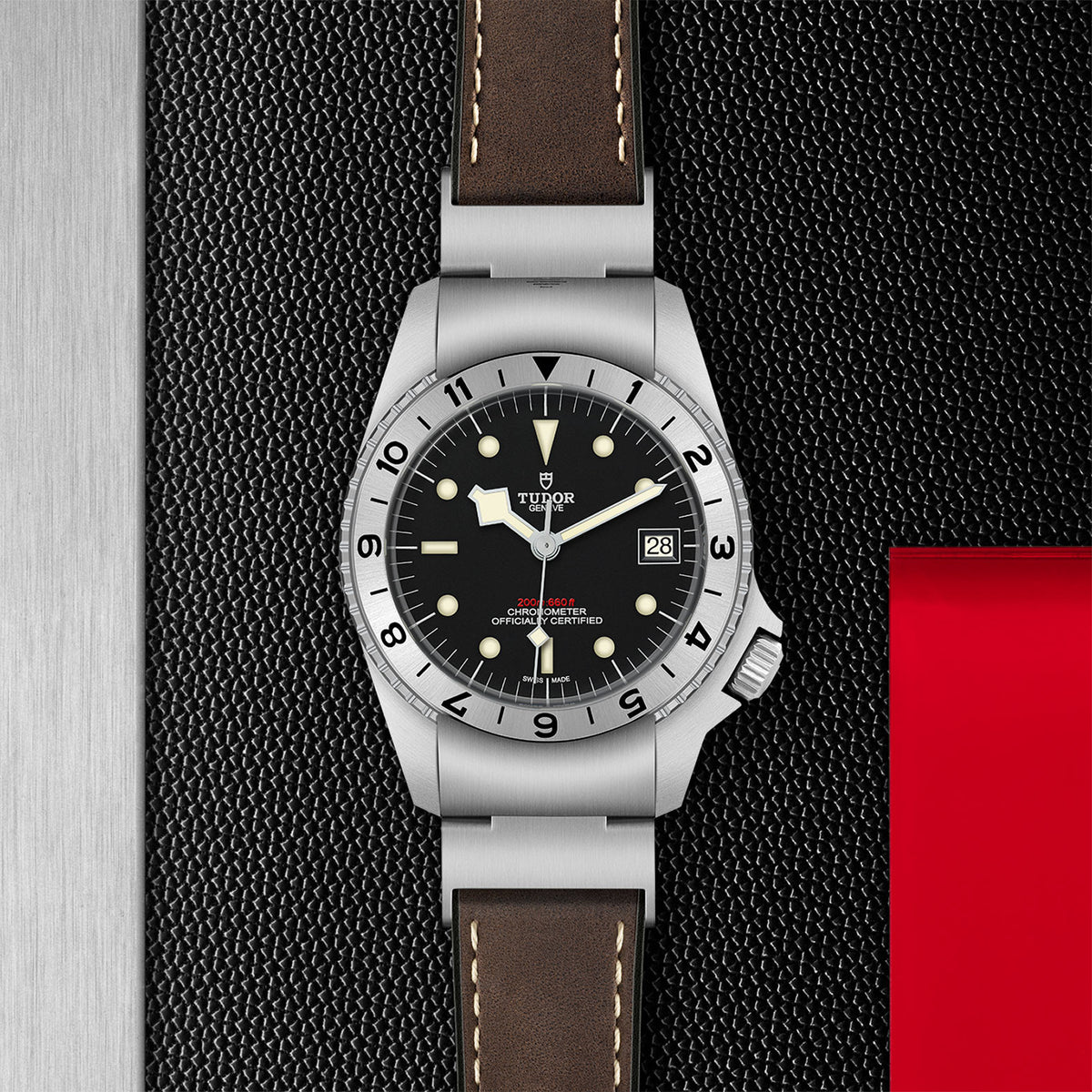 TUDOR Black Bay P01